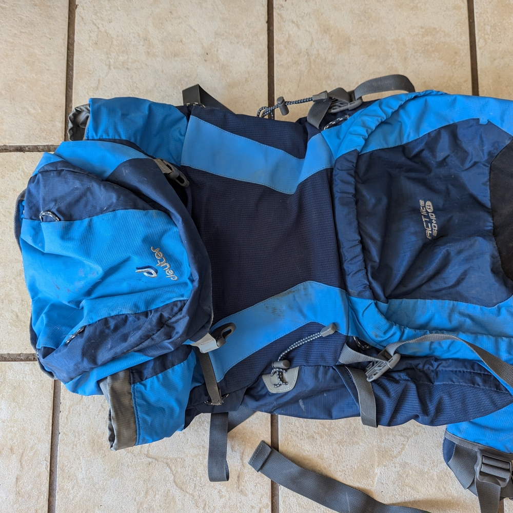 Deuter Act Lite 60 +10L